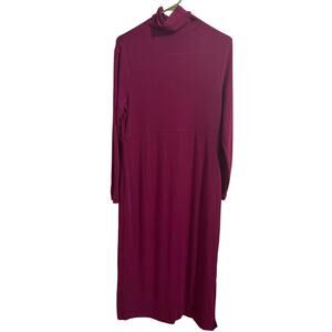 Long sleeved turtleneck maxi dress with Shapewear size Women’s Small